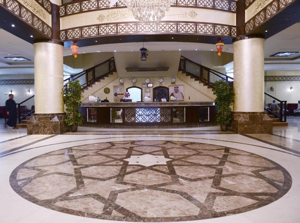 Hayah Plaza Hotel - image 2