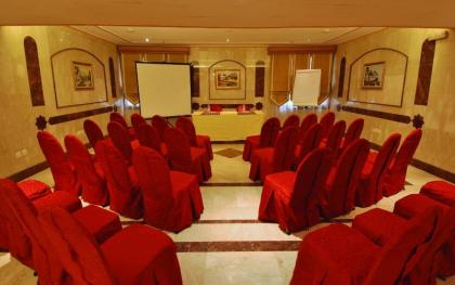 Al Saha Hotel - By Al Rawda - image 8