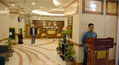 Nozol Royal Inn Hotel - image 4