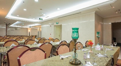 Al Mokhtara Golden Hotel - image 19