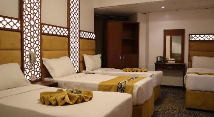 Al Mokhtara Golden Hotel - image 2