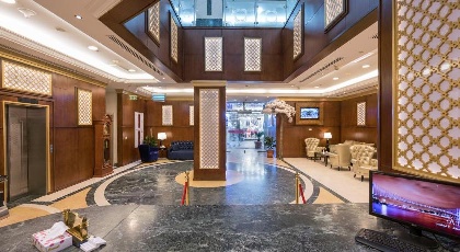 Al Mokhtara Golden Hotel - image 8