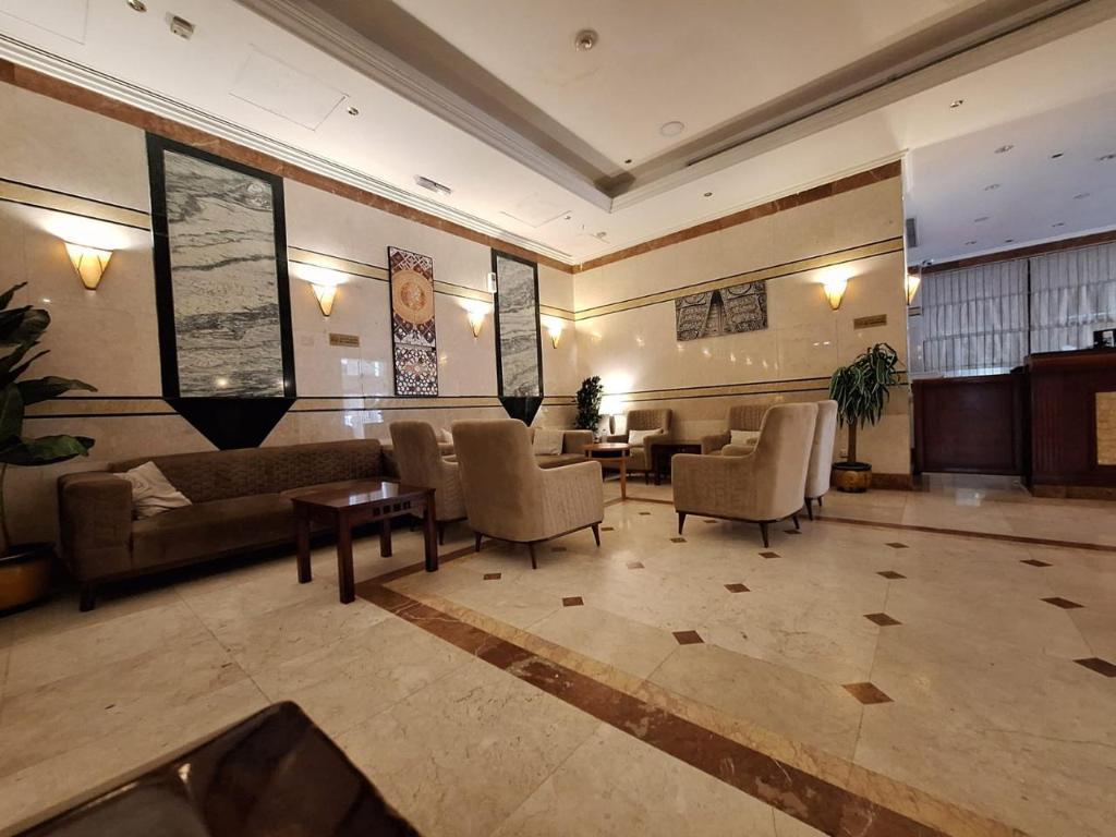 Manar Al Eiman Hotel - image 2