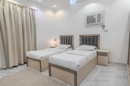 Luxurious Family 3 Bedrooms apartment 10 Mins Drive to Al-Masjid Nabawi - Qaswarah residence - image 8