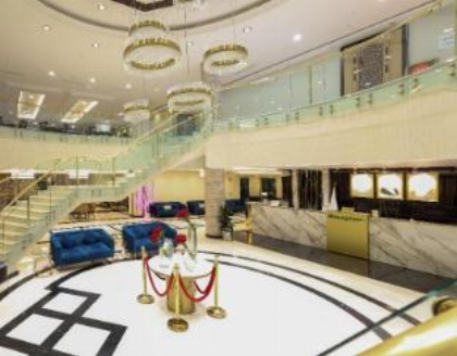 Golden Tulip Al Ansar - image 1