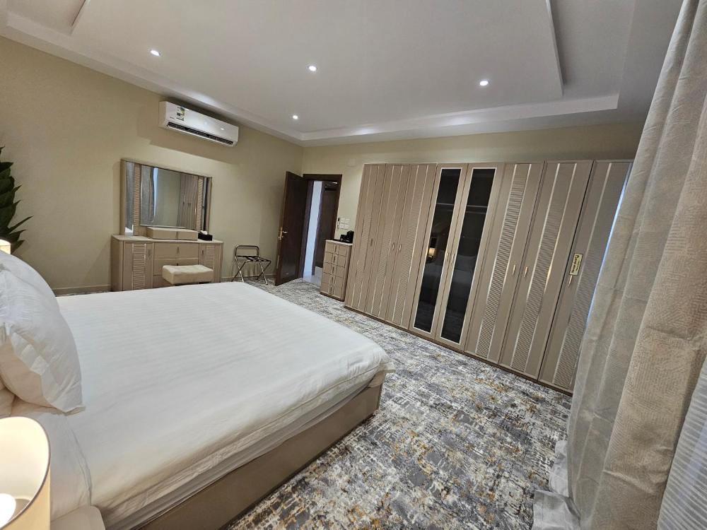 Modern Apartment of 3 Bedrooms 5 minutes to Haram - image 6