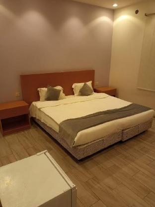 diamond suites - image 7