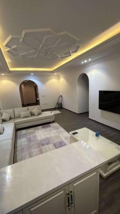 Al-Fath apartment - image 1