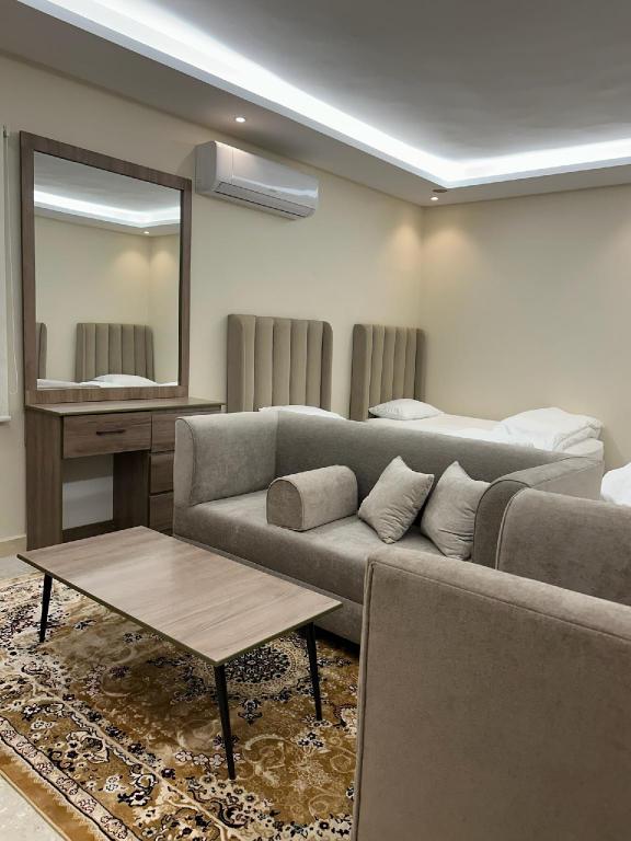 المنى للشقق المفروشة Almona Furnished Apartments - image 6