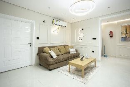 Spacious 3-Bedroom Apartment Near Prophet's Mosque - image 18