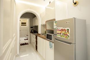 Spacious 3-Bedroom Apartment Near Prophet's Mosque - image 2