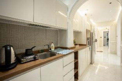 Spacious 3-Bedroom Apartment Near Prophet's Mosque - image 9